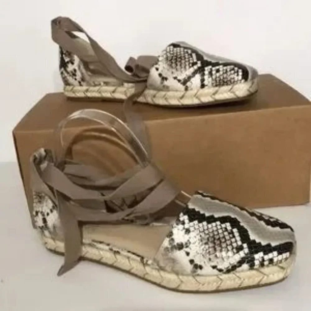 Vince Camuto Jeliany Leather Lace-Up Espadrilles